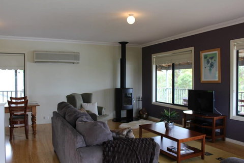 Waterside View - Accommodation NSW 2