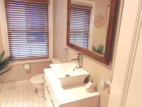 YSG The Edward Townhouse 157 Steps To Town - Accommodation NSW 2