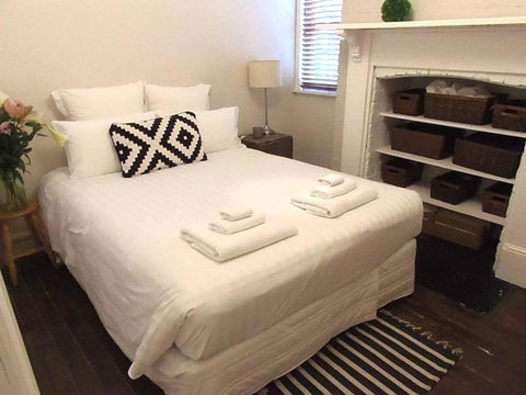YSG The Edward Townhouse 157 Steps To Town - Accommodation NSW 6
