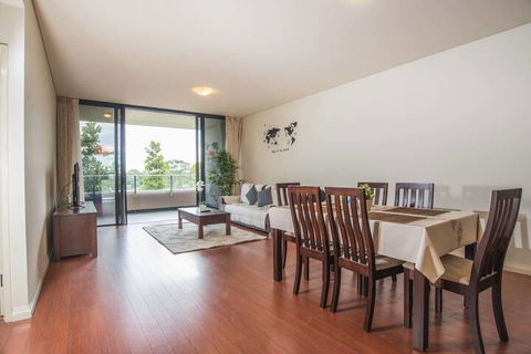 Lovely Apartment In Gordon Near Train Station - Accommodation NSW 4