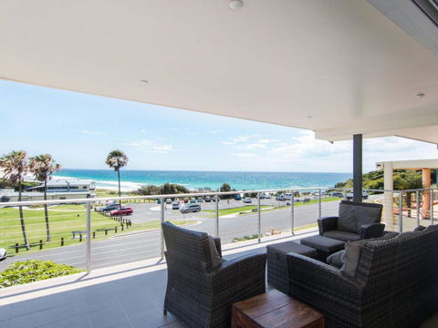 12 Cliff Road - Accommodation NSW 2
