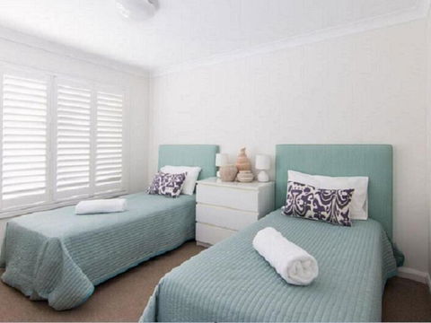 12 Cliff Road - Accommodation NSW 6
