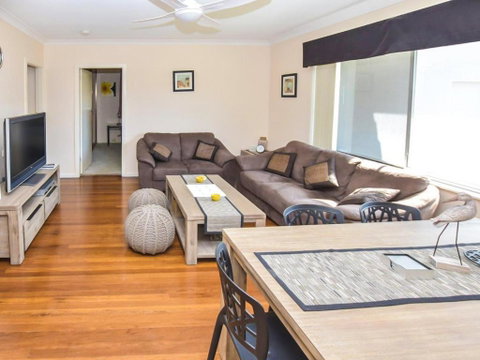 1 / 33 Wharf Street - Accommodation NSW 6