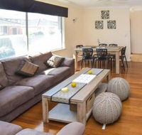 1 / 33 Wharf Street - Accommodation NSW