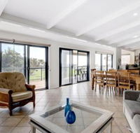 2 Cliff Road - Accommodation NSW