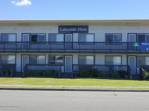 Lakeside Flats 1 - Accommodation NSW 4