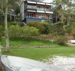 Green Point Lakehouse - Accommodation NSW