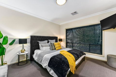 Accommodation On Lansell 2 - Accommodation NSW 4
