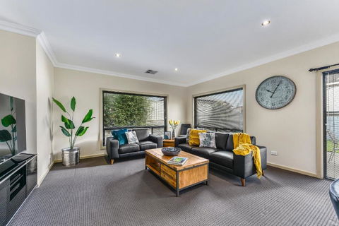 Accommodation On Lansell 2 - Accommodation NSW 3