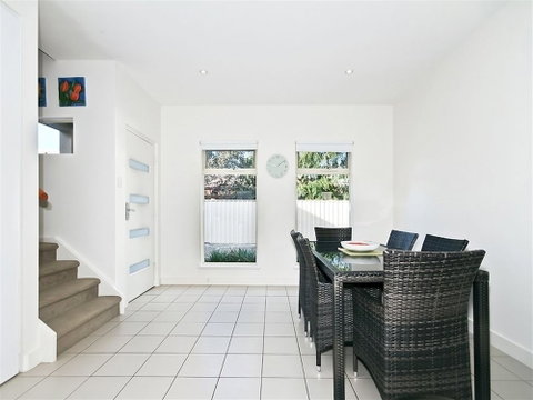 Blue Zone - Accommodation NSW 2