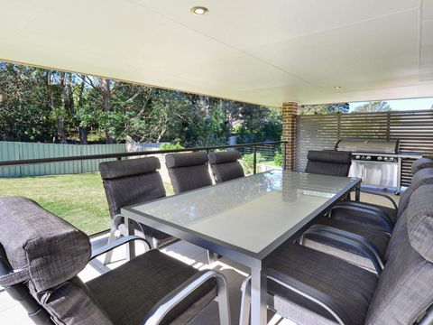 Sunset Over Neptune Pet Friendly 5 Min To Beach - Accommodation NSW 6
