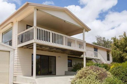 Bimbadeen - Accommodation NSW 4