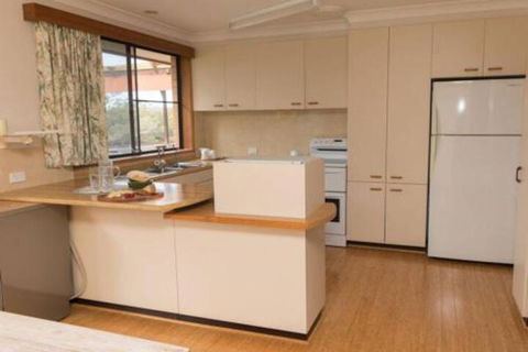 Kookas Nest Waterfront Home Tranquil Setting - Accommodation NSW 3
