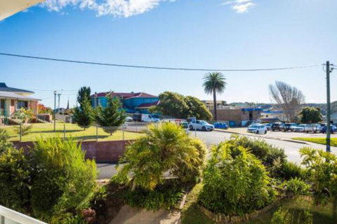 Crystal Waters Unit 2 - Accommodation NSW 3