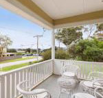 BEACHSIDE GETAWAY DROMANA - Accommodation NSW