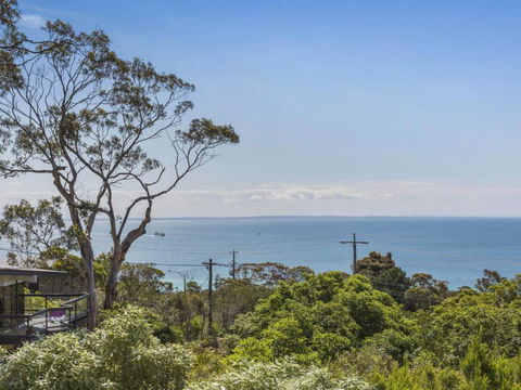 VIEWS At MCCRAE..... - Accommodation NSW 2