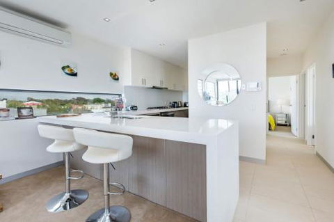 THE PENTHOUSE MORNINGTON - Accommodation NSW 1