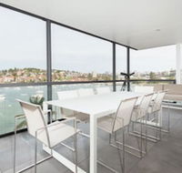 Harbour Front Single Level Apartment - Accommodation NSW