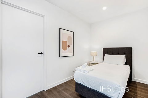 IFSuites Melbourne Village - Accommodation NSW 5