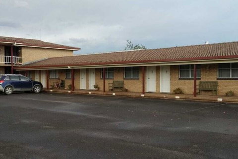 Overlander Motor Lodge - Accommodation NSW 2