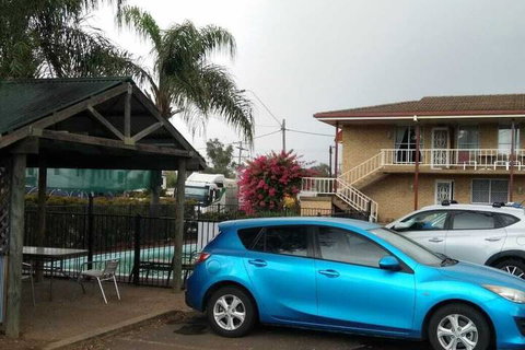 Overlander Motor Lodge - Accommodation NSW 1
