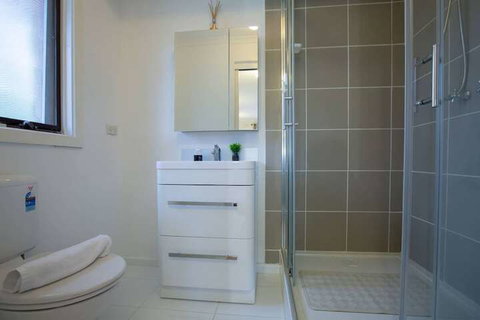 Quiet & Peaceful 3bed2bath Home @keilor Downs - Accommodation NSW 3