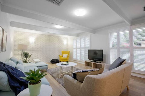 Quiet & Peaceful 3bed2bath Home @keilor Downs - Accommodation NSW 4