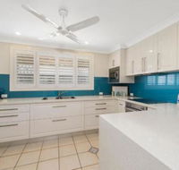 Burkeys 5 Main Street - Accommodation NSW