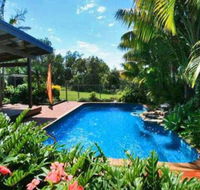 Illalangi views pool walk to beach - Accommodation NSW