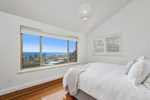 Rockpool 17a Dulconghi Street - Accommodation NSW 2
