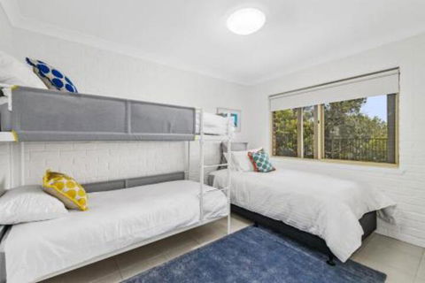 Rockpool 17a Dulconghi Street - Accommodation NSW 3