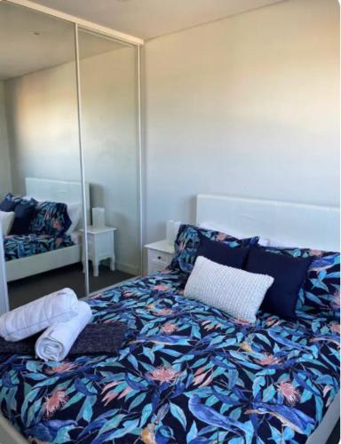 LOCATION LOCATION CITY VIEWS NETFLIX WIFI WINE - Accommodation NSW 5