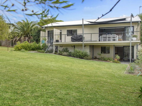 Carroll Ave 76 - Accommodation NSW 2