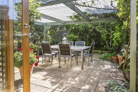 TUSCAN OASIS RYE - Accommodation NSW 2