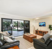 Home Away From Home 38 Redwood Avenue Marcus Beach Noosa Area - Accommodation NSW