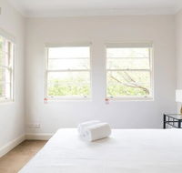2 Bedroom Home in Kirribilli With a Great View - Accommodation NSW