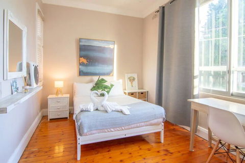 Cosy Apartment Walking Distance To Manly Beach - Accommodation NSW 3