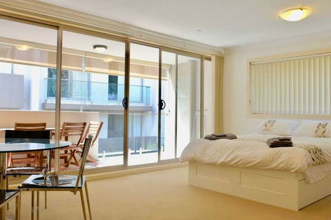 Manly Studio 2 Minutes From The Beach - Accommodation NSW 4