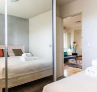 Charming 1 Bedroom Apartment in Vibrant South Yarra - Accommodation NSW