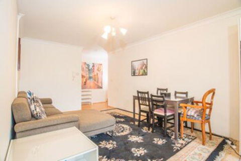 Spacious & Cozy Apartment In Heart Of Redfern - Accommodation NSW 0