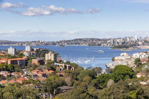 2 Bdrm North Sydney With Harbour Views - Accommodation NSW 0
