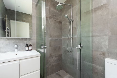 Large Family Home Bondi - Accommodation NSW 3