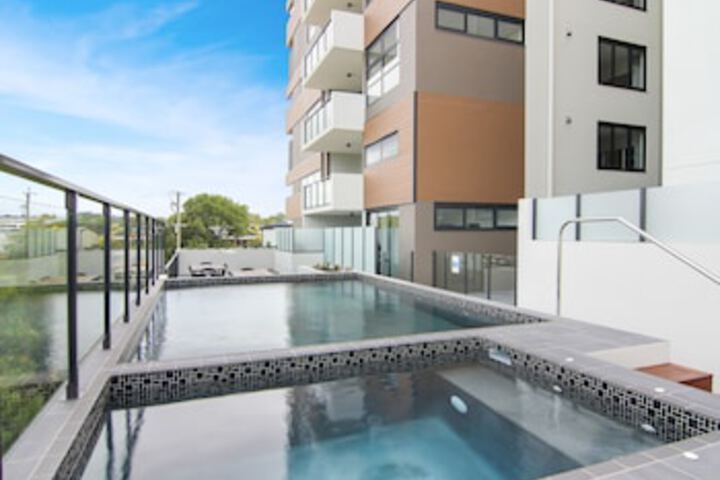 Cotton Tree QLD Accommodation NSW