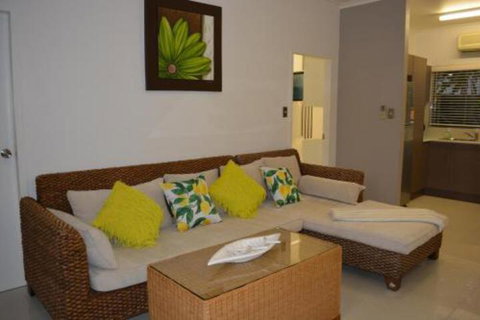 Cairns Reef Retreat - Accommodation NSW 5
