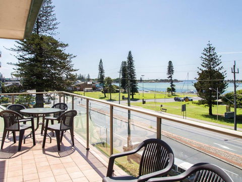 Oxley 8 At Tuncurry - Accommodation NSW 5