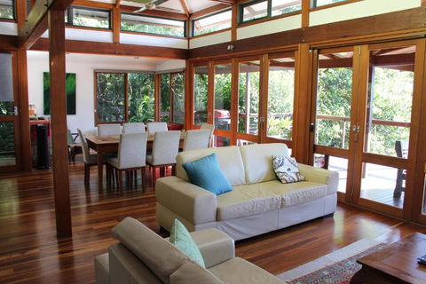 194 Balraith Lane Ewingsdale Harika - Accommodation NSW 4