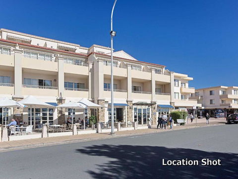 2 Hibiscus Court 9 Government Road Fantastic Air Conditioned 3 Bedroom Unit - Accommodation NSW 6