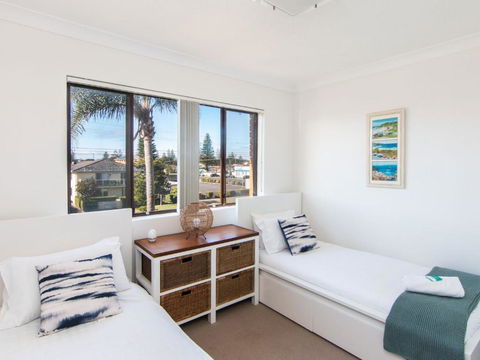 Villa Capri 3 Just A Hop Skip & Jump To Bowling Club - Accommodation NSW 1
