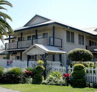 Tokelau 2 Tuncurry Townhouse - Accommodation NSW