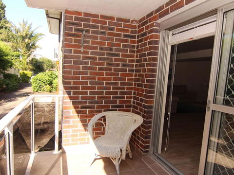 Kanandah 5 By The Lake! - Accommodation NSW 4